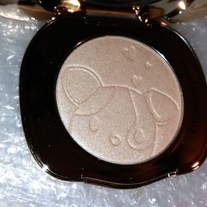 Too Faced Puppy Love Glowver Highlighter